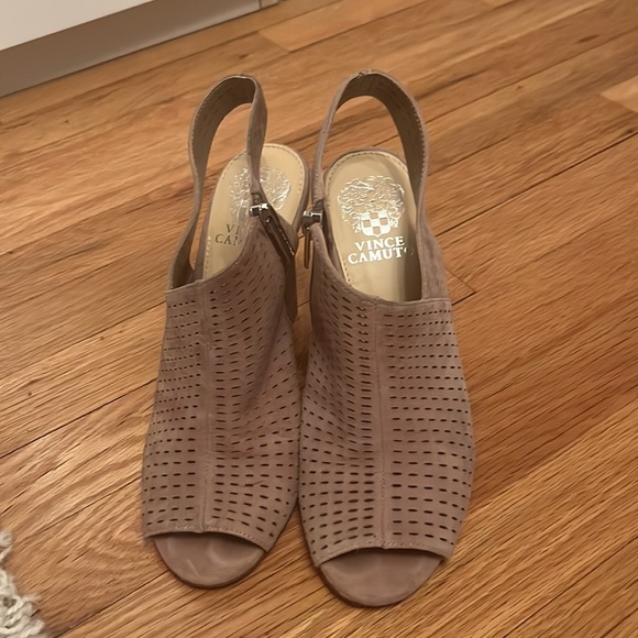 Vince Camuto Sandals/wedges - Picture 2 of 6